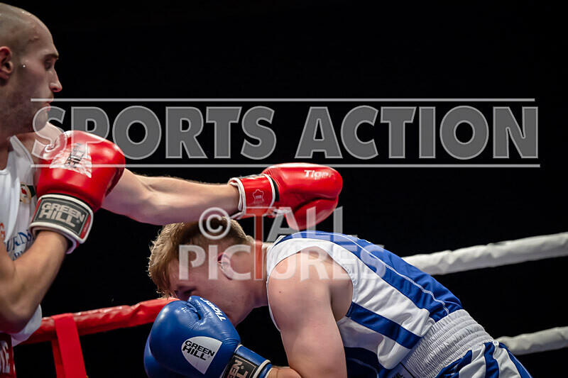 BOUT 9- Cameron Hards v Alex Sanderson-48 - BOUT 9: Cameron Hards v Alex Sanderson