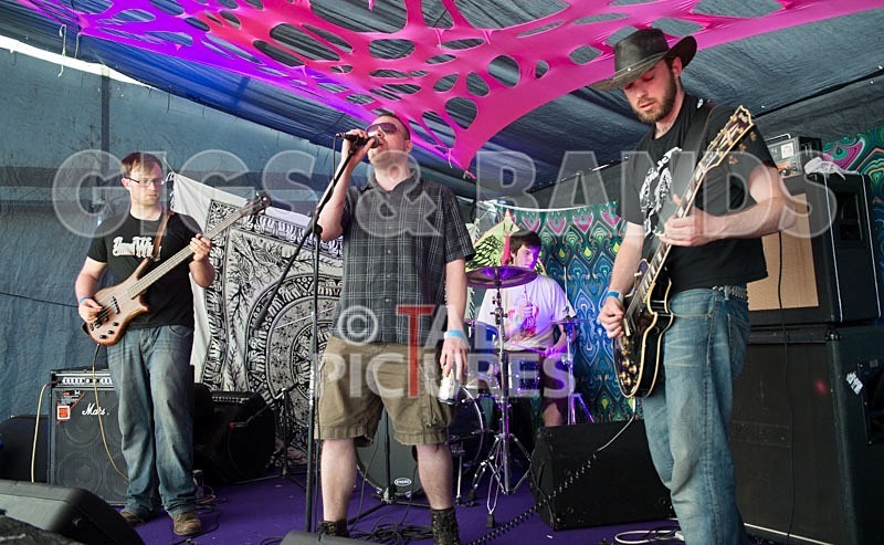 Chaos Peace Tent_2013-30 - CHAOS 2013... THE PEACE TENT