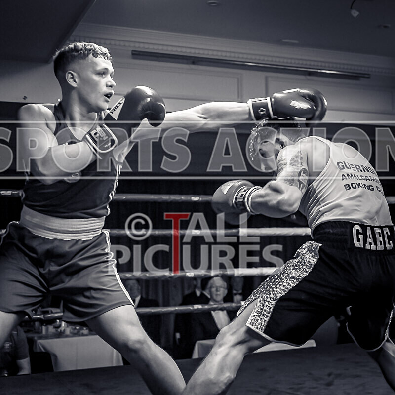 BOUT 10_Billy Le Poullain v Josh Bridges-49 - BOUT 10_Billy Le Poullain v Josh Bridges