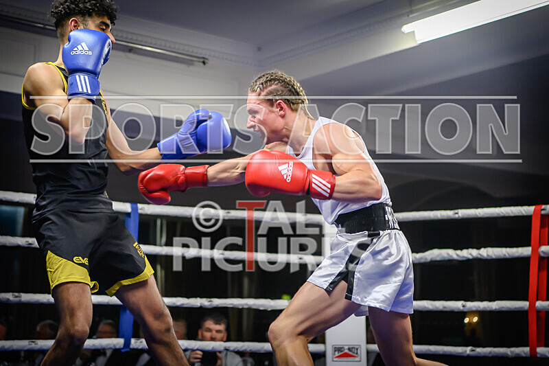 BOUT- 8 - Jay Wilson v Craig Rainey-4 - BOUT: 8 - Jay Wilson v Craig Rainey