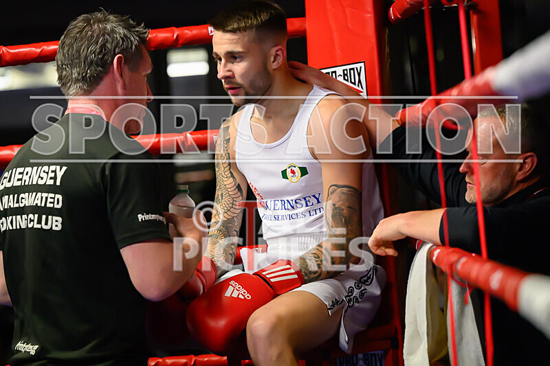 BOUT- 8 - Scott Little v Daniel Lonergan-30 - BOUT: 8 - Scott Little v Daniel Lonergan