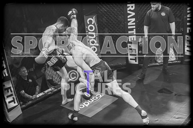 BOUT- 14 - Josh Ozanne v Pedro Fernandez-38 - BOUT 14 - Josh Ozanne v Pedro Fernandez