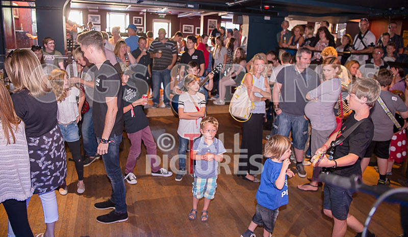 SoPM Summer Party 2016-18 - SCHOOL OF POPULAR MUSIC_SUMMER PARTY 2016