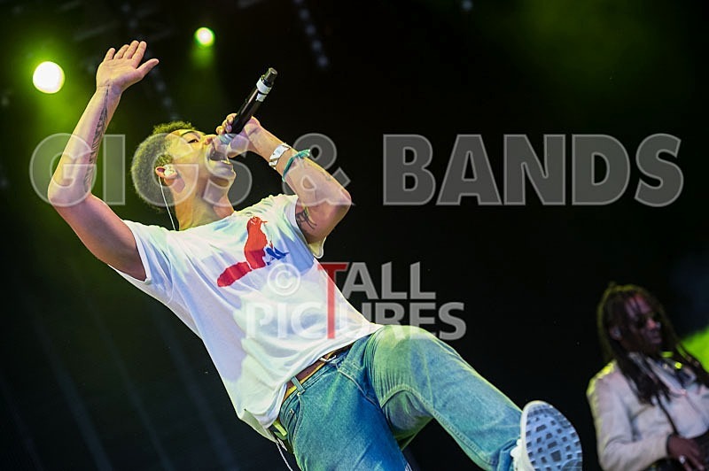 Rizzle Kicks-9 - RIZZLE KICKS