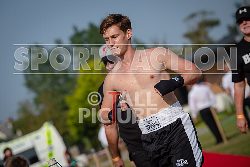 BOUT 7 - Brandon -Bravehart- Ashplant v Martin -the not so Ranging Bul - BOUT 7 - Brandon 'Bravehart' Ashplant v Martin 'the not so Ranging Bull' Le Prevost