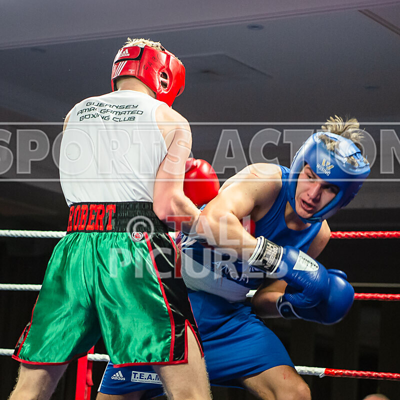 BOUT-6_Middleweight- Luke Robert v Gabriel McHugh-21 - BOUT-6_Luke Robert v Gabriel McHugh