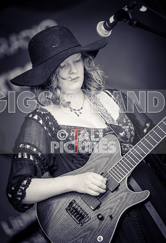 Kiya Ashton-42 - KIYA ASHTON