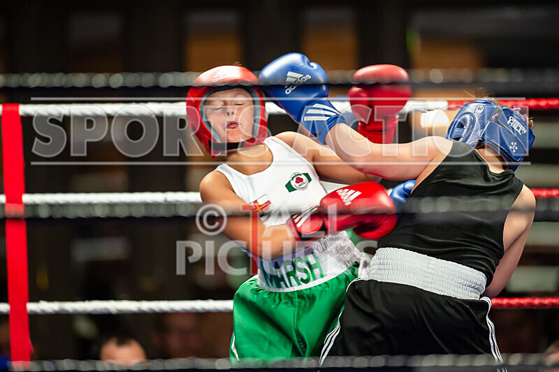 BOUT-2- Xabie Marsh v Anthoney Cowley-11 - BOUT-2_Xabie Marsh v Anthoney Cowley