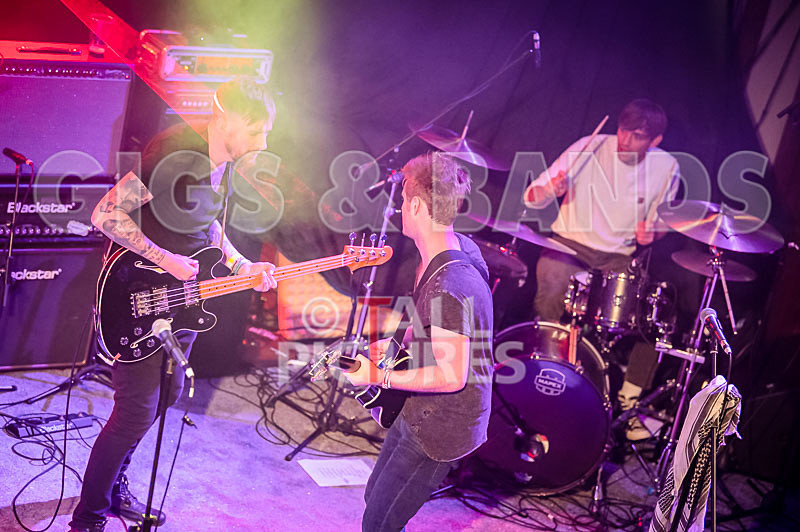 Of Empires-324 - OF EMPIRES