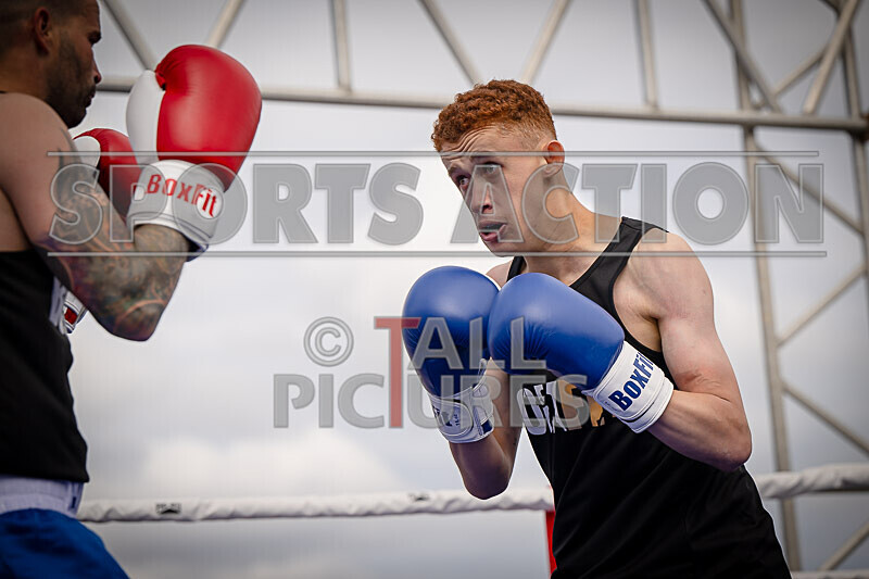 BOUT 3- Martin the not so Raging Bull Le Prevost v Ben Hizzy Hislop-29 - BOUT 3- Martin 'the not so Raging Bull' Le Prevost v Ben 'Hizzy' Hislop