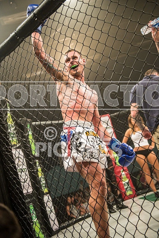 Lock-in Guernsey_2013_Bout-6-30 - BOUT-6