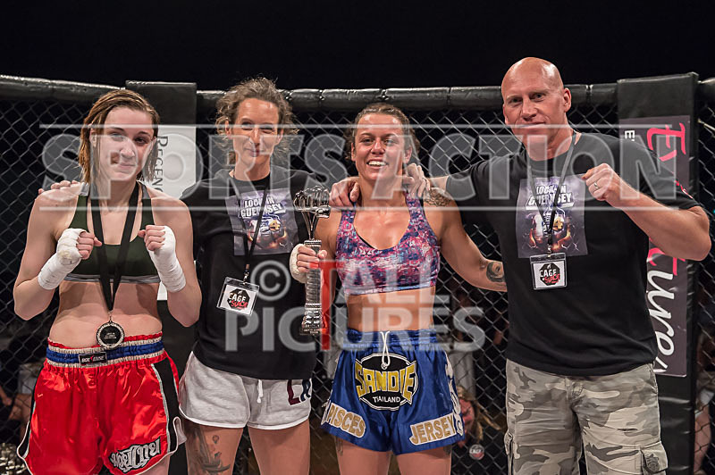 Stephanie Douglas v Lauren Sillence-47 - BOUT 6