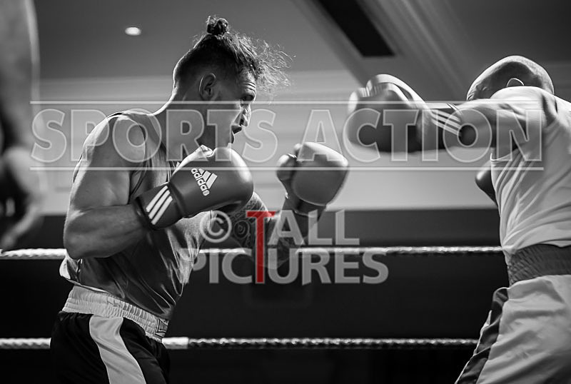 Bout 7_Tomasz Kot v Gavin Morris-2 - BOUT 7_Tomasz Kot v Gavin Morris