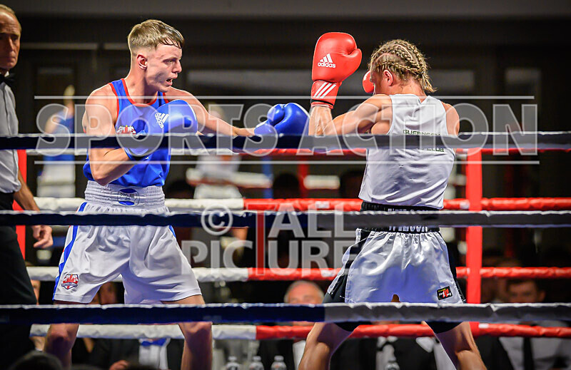 BOUT- 6 - Jamie Wilson v Declan Hunt-44 - BOUT 6 - Jamie Wilson v Declan Hunt