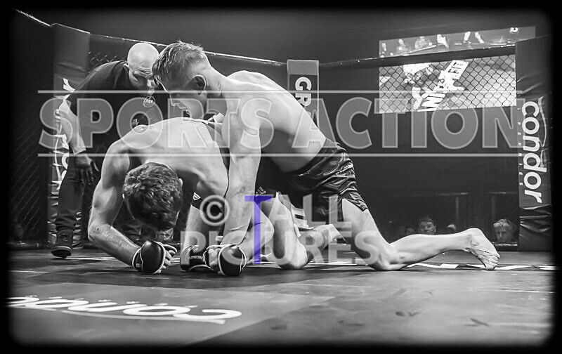 BOUT- 13 - Joe Graham v Sam Pearce-36 - BOUT 13 - Joe Graham v Sam Pearce