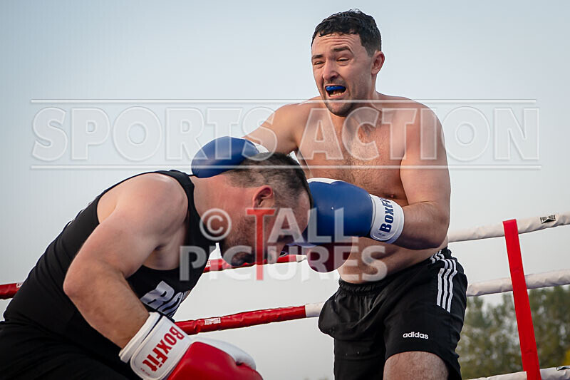 BOUT 15 - Alec -the Bomber- Bailey v Owen Poynder-5 - BOUT 15 - Alec 'the Bomber' Bailey v Owen Poynder