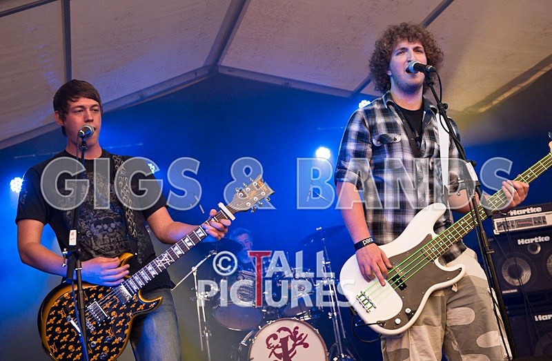 Breaking the Silence-140 - BREAKING THE SILENCE