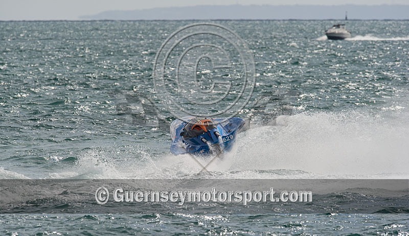Power Boat Racing_22-09-2012-75 - RACE-8 NORTH BEACH OUTER