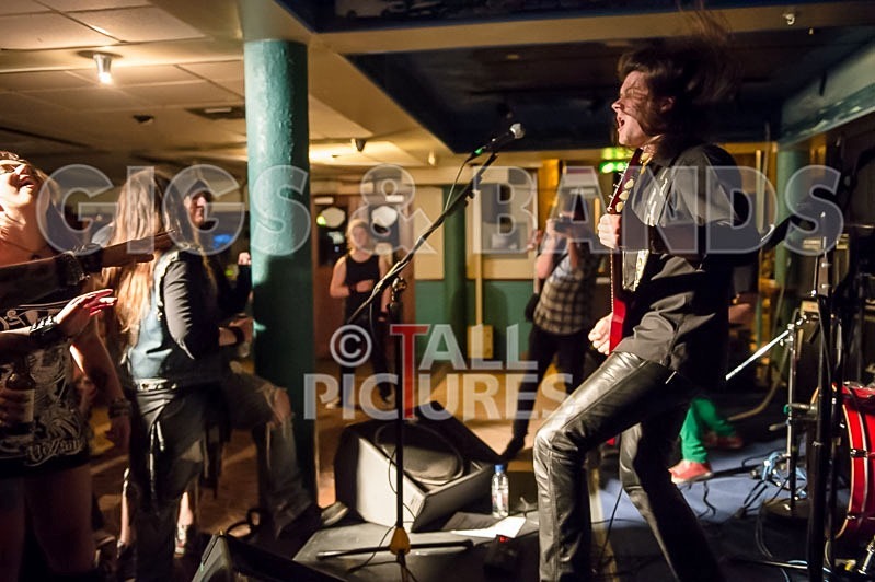 Salems Lot-104 - SALEM'S LOT