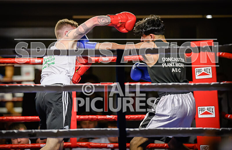 BOUT- 6 - Emile Prevel v Moin Khan-36 - BOUT: 6 - Emile Prevel v Moin Khan