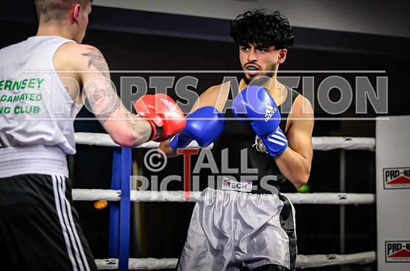 BOUT- 6 - Emile Prevel v Moin Khan-38 - BOUT: 6 - Emile Prevel v Moin Khan