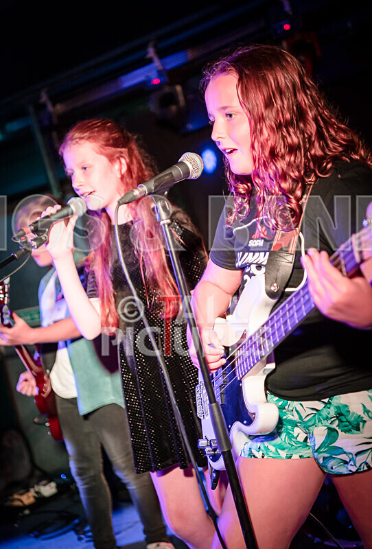 Shameless-11 - SHAMELESS