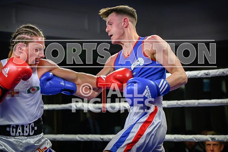 BOUT- 6 - Jamie Wilson v Declan Hunt-41 - BOUT 6 - Jamie Wilson v Declan Hunt