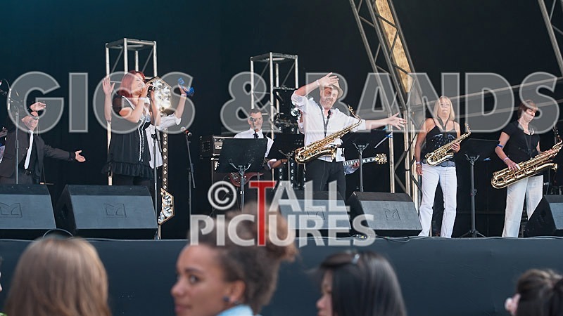 The Little Big Band-8 - THE LITTLE BIG BAND