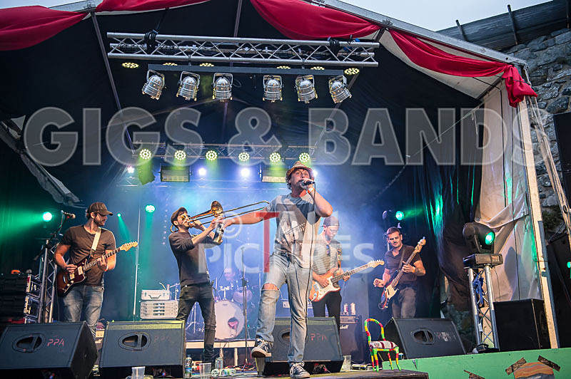 The Pirates-25 - THE PIRATES