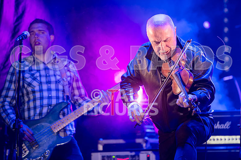 Attila the Stock Broker-51 - ATTILA THE STOKEBROKER'S BARNSTORMERS