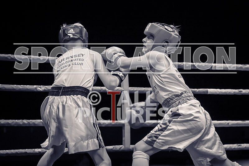 BOUT 1- Liam Duff v Kody Domaille-30 - BOUT 1: Liam Duff v Kody Domaille