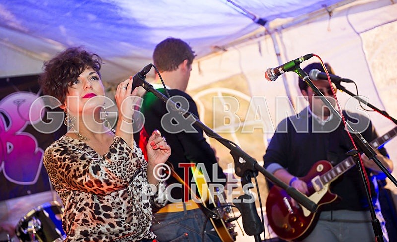 VEF Beach Life 2011-111 - BEACH LIFE 2011