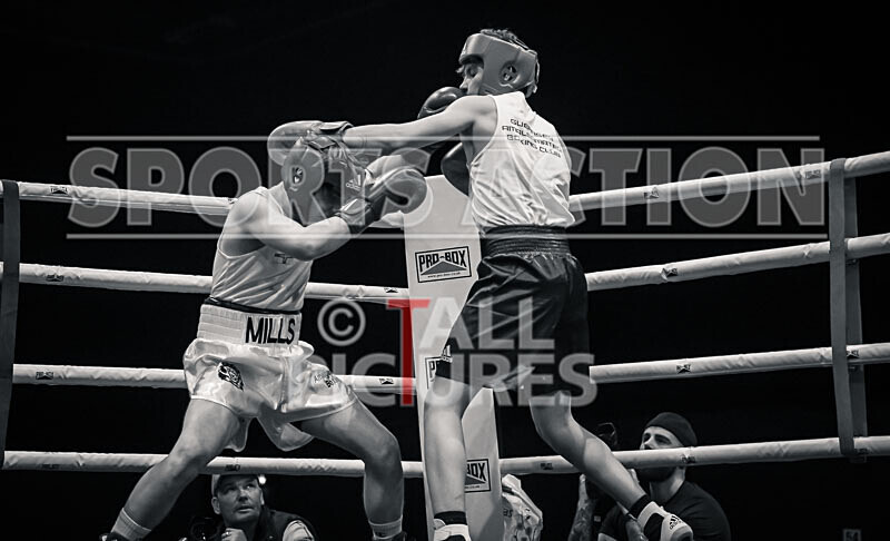 Bout 1_Josh Lazaro v Ben Mills-26 - Bout 1_Josh Lazaro v Ben Mills