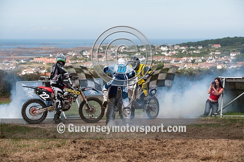 Hogwash_09-40 - HOGWASH 2009 - SCENE