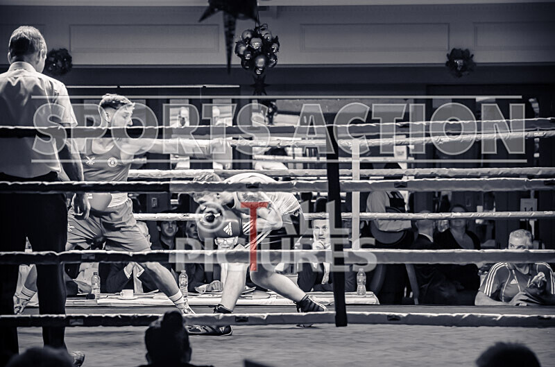 BOUT- 9_Daniel Du Four v Liam Collier-26 - BOUT- 9_Daniel Du Four v Liam Collier