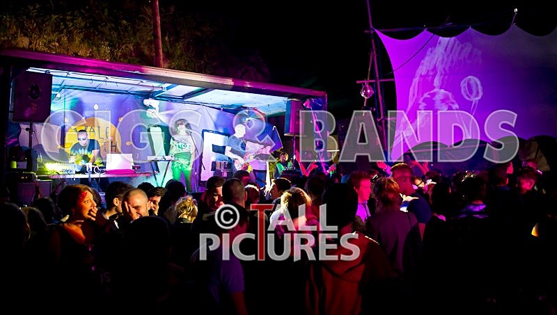 VEF Beach Life 2011-136 - BEACH LIFE 2011