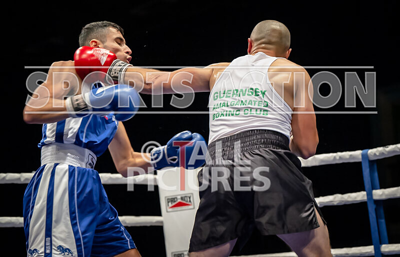 BOUT 8- Rusian Gogercaks v Alex White-30 - BOUT 8: Rusian Gogercaks v Alex White