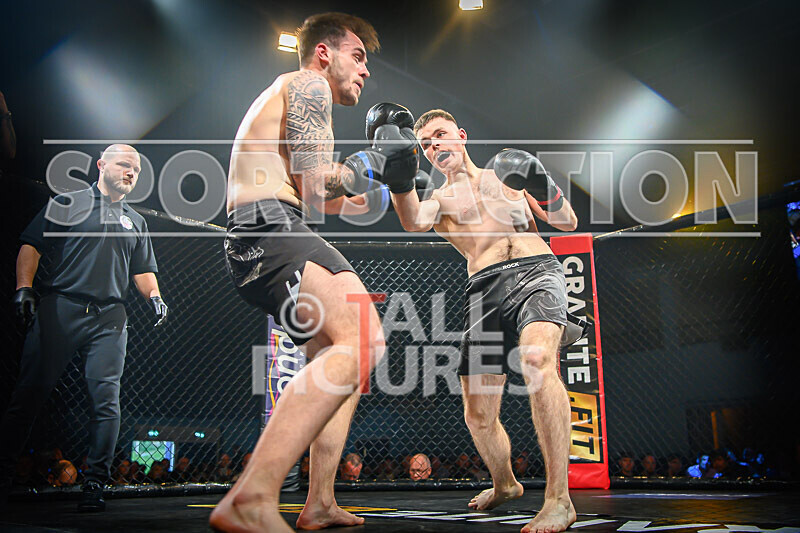 BOUT- 1 - Joe Wilson v Jake Fletcher-27 - BOUT: 1 - Joe Wilson v Jake Fletcher