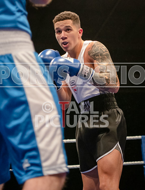 BOUT-14 - Mike Crowley v Cassius Straughn-12 - BOUT-14 - Mike Crowley v Cassius Straughn