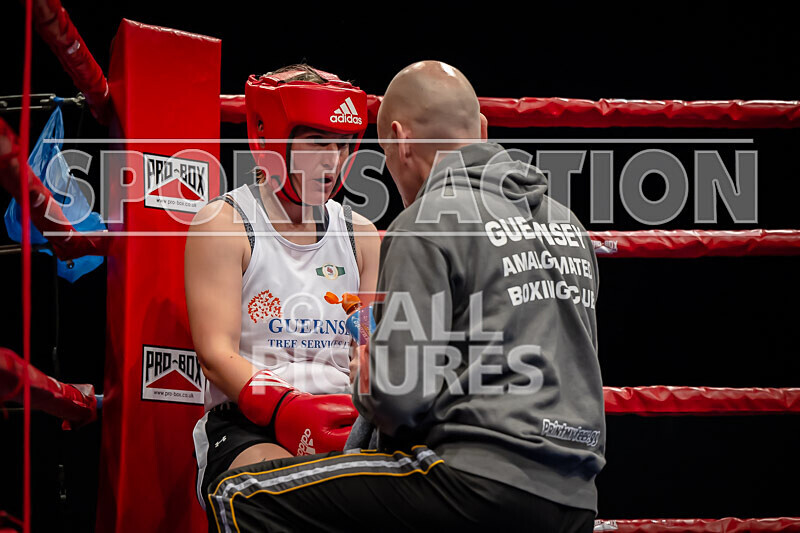 BOUT 6- Emma Martin v Stephanie Adlington-13 - BOUT 6: Emma Martin v Stephanie Adlington