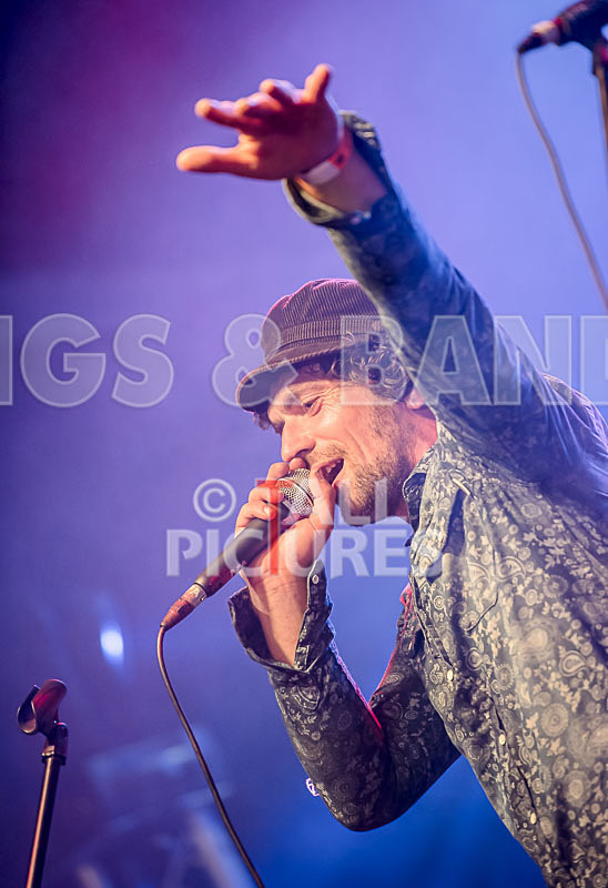 The Secret Smiles-54 - THE SECRET SMILES