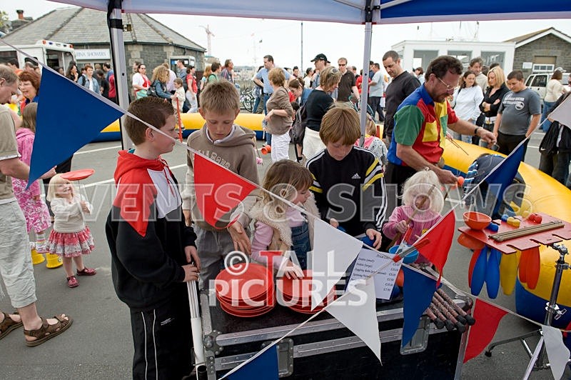 Lib Day08-92 - 2008 DAYTIME ATMOSPHERE