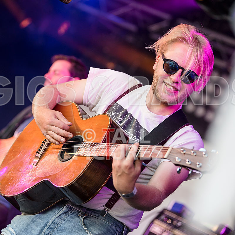 The Recks-715 - THE RECKS