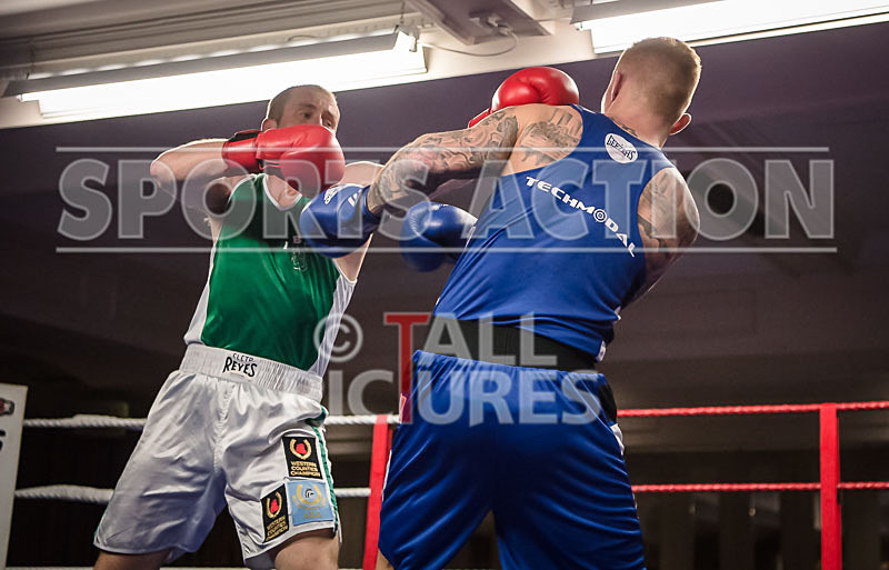 Bout-10_Matt Jennings v Mason Holmes-31 - Bout - 10_Matt Jennings v Mason Holmes