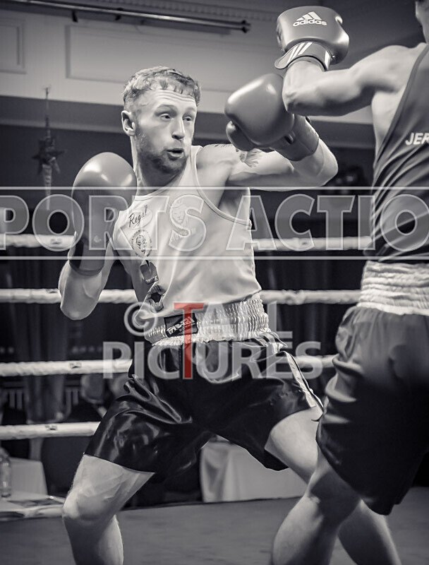 BOUT- 9_Daniel Du Four v Liam Collier-3 - BOUT- 9_Daniel Du Four v Liam Collier