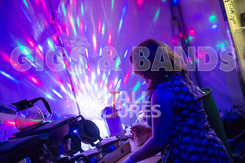 The Peace Tent_2015-23 - CHAOS PEACE TENT 2015