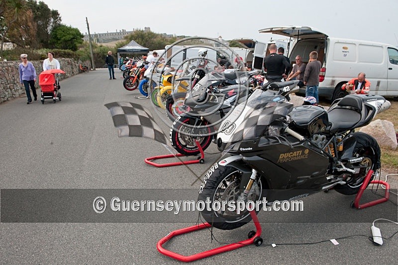 Ald Hill Scene-3 - ALDERNEY HILL CLIMB 2009