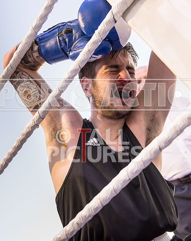 Open Air Boxing_2015_Bout-12-31 - BOUT-12