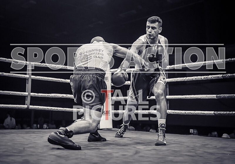 BOUT 8- Rusian Gogercaks v Alex White-16 - BOUT 8: Rusian Gogercaks v Alex White