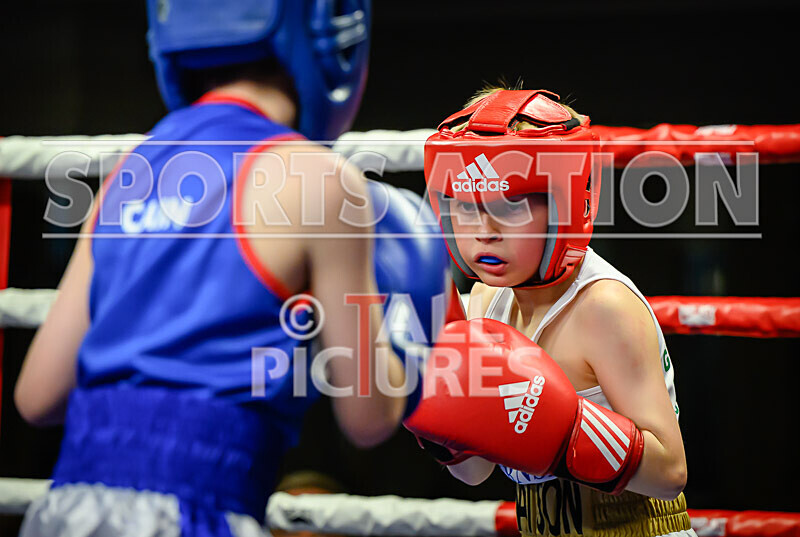 BOUT- 2 - Leon Watson v Callum Cain-28 - BOUT 2 - Leon Watson v Callum Cain
